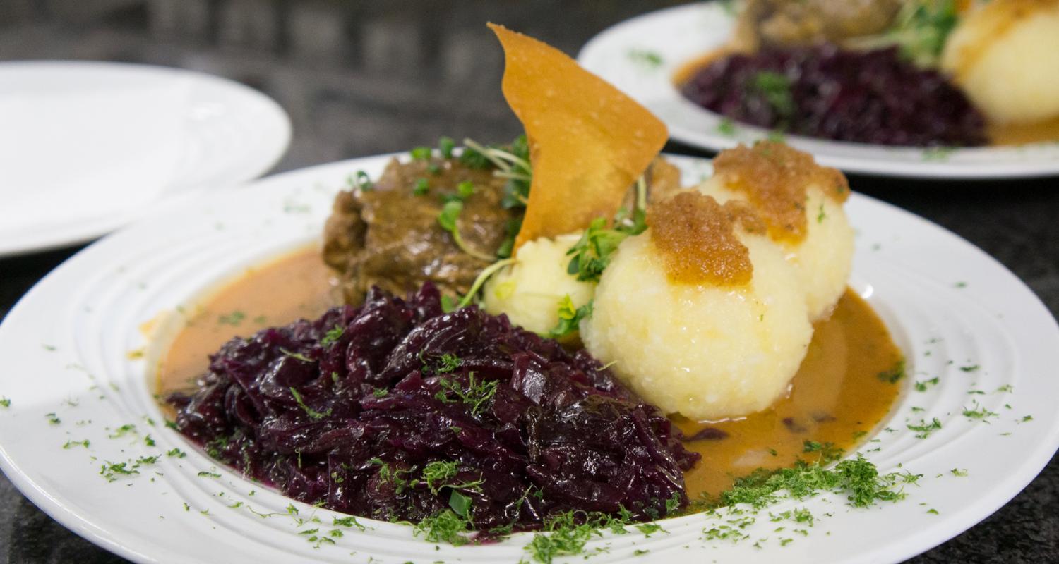 Klöße & Rotkohl