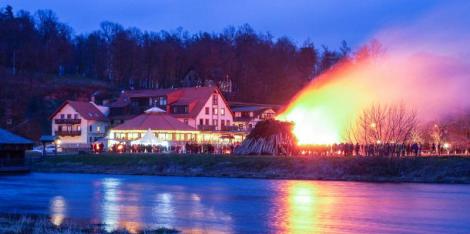 31.03.2024 – Großes Osterfeuer in Höfgen